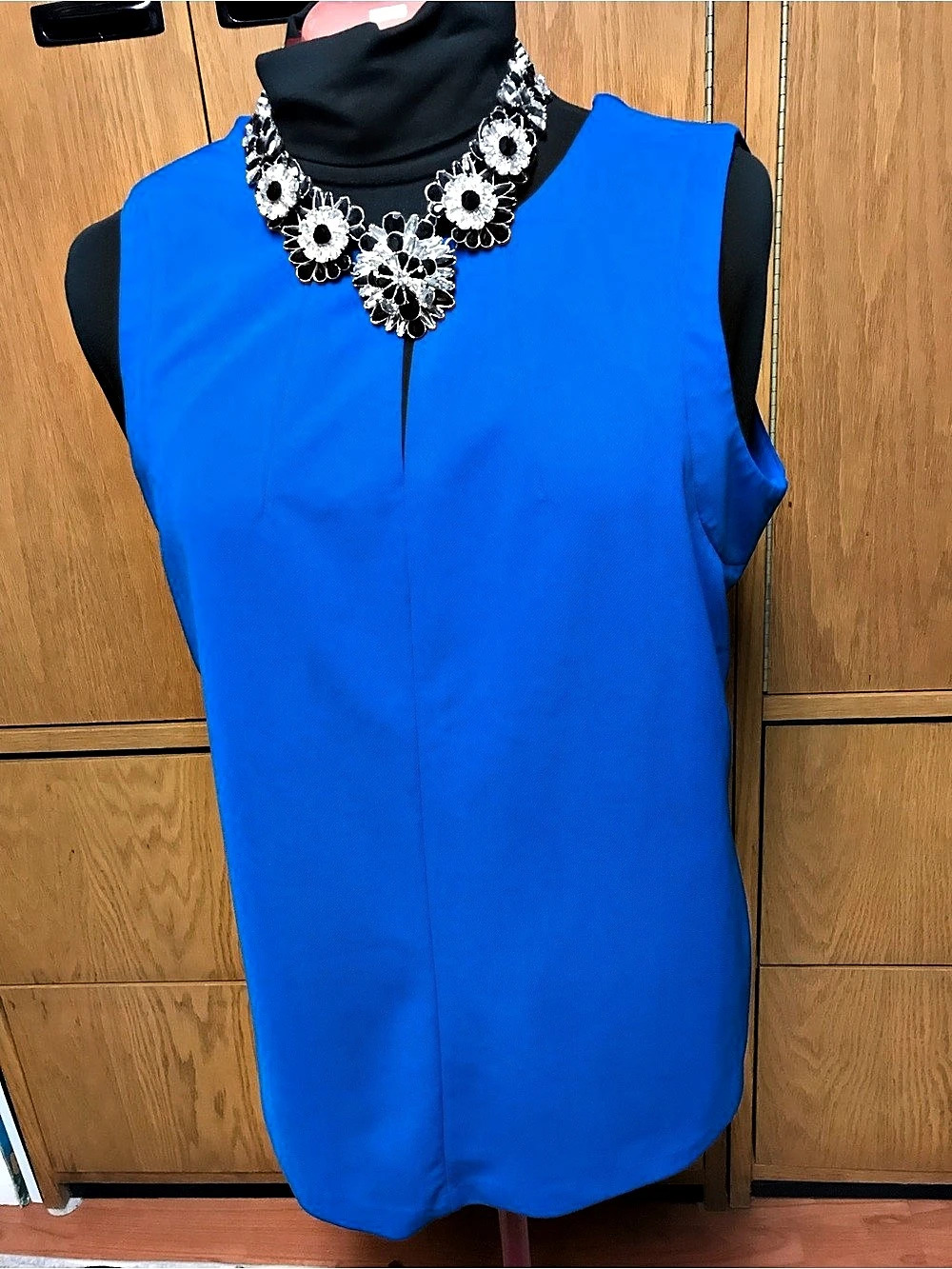 Le Chateau Blue Sleeveless Tunic Size XXL Like New
